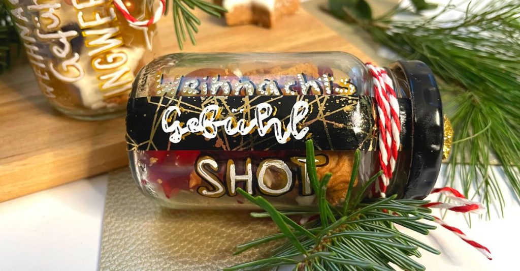 DIY Weihnachts-Shot - Gläser mit Weihnachts-Süßigkeiten
